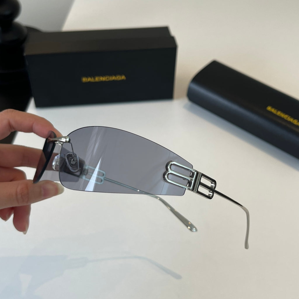 Balenciaga Rectangular Silver Lens Sunglasses for Men & Women - 487538 - detail image 6