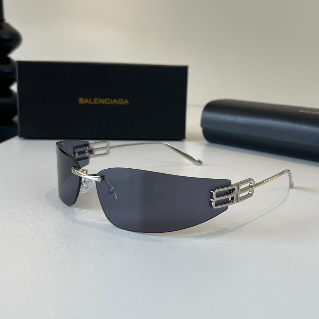 Balenciaga Rectangular Silver Lens Sunglasses for Men & Women - 487540 - detail image 3
