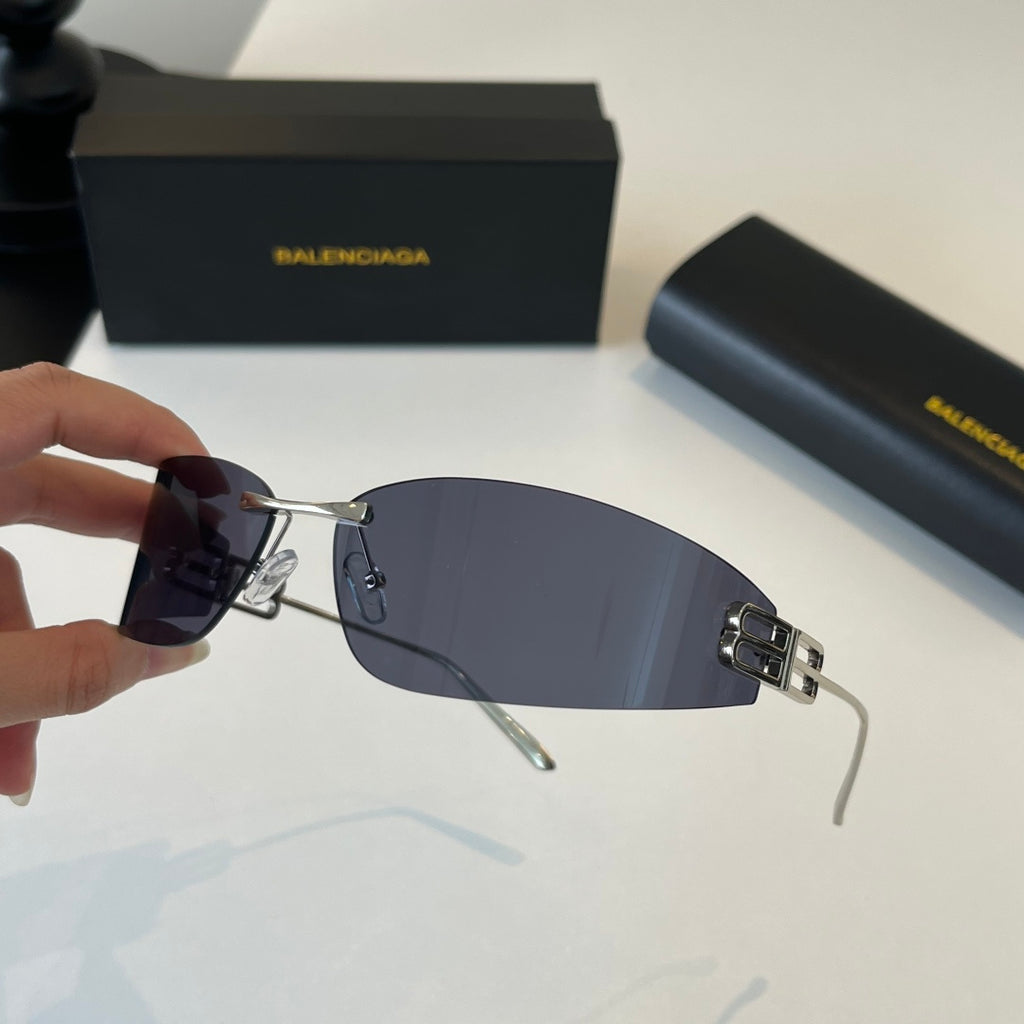 Balenciaga Rectangular Silver Lens Sunglasses for Men & Women - 487540 - detail image 6