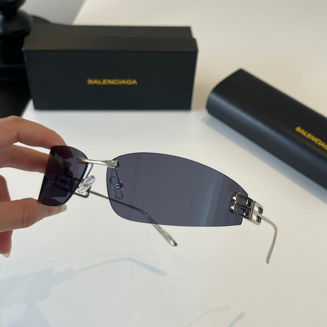 Balenciaga Rectangular Silver Lens Sunglasses for Men & Women - 487540 - detail image 6