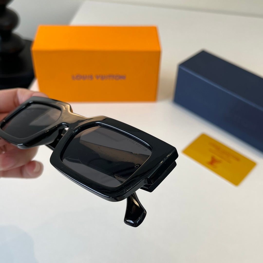 Louis Vuitton Fashion Black Lens Sunglasses for Men & Women - 486151 - detail image 5