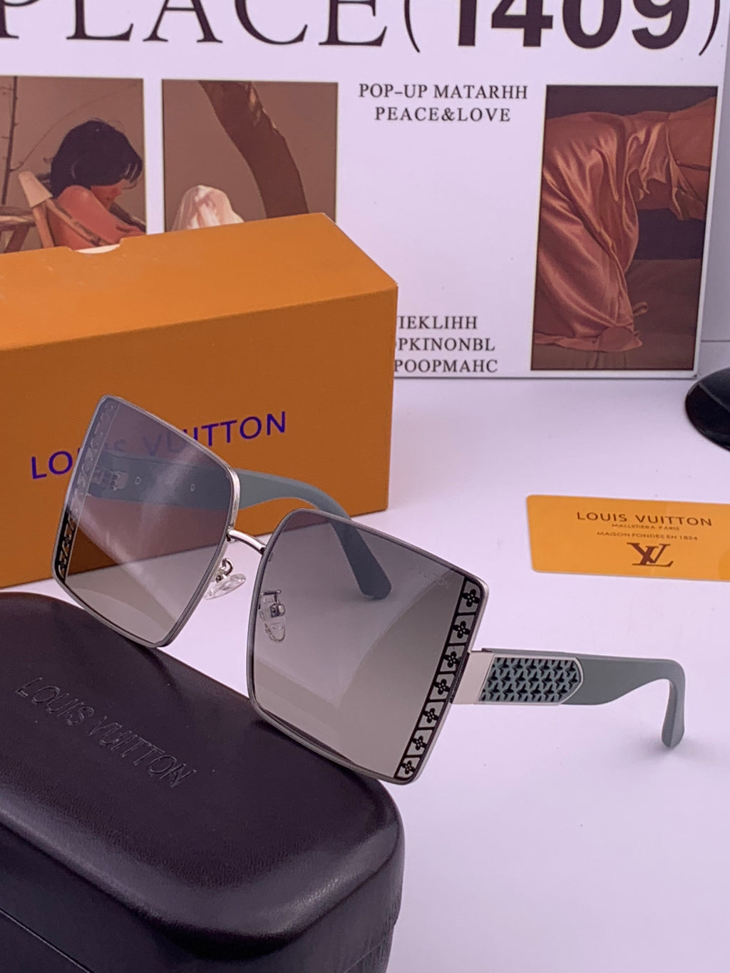 Louis Vuitton L2798 Polarized Square Gray Lens Sunglasses for Men & Women - detail image 2
