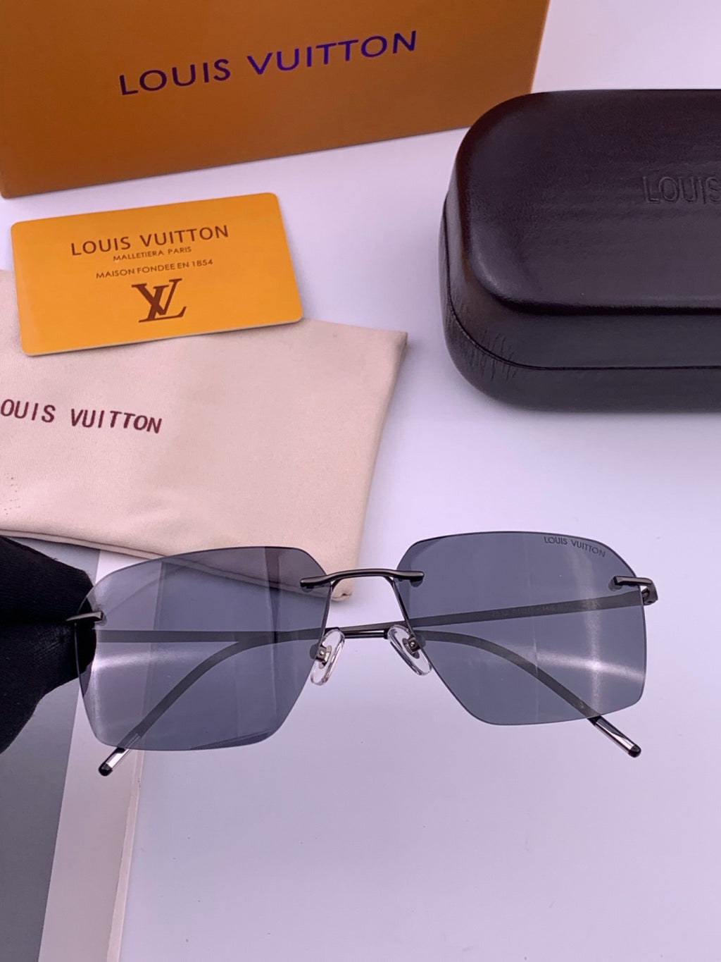 Louis Vuitton L2253 Polarized Aviator Blue Lens Sunglasses for Men - 464743 - detail image 3