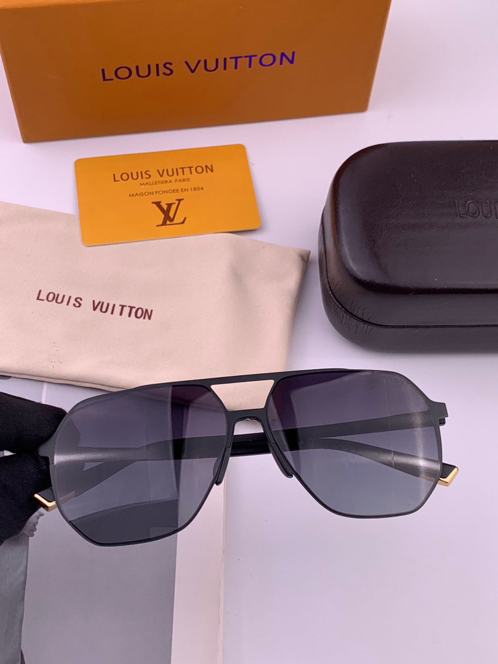 Louis Vuitton L3250 Polarized Aviator Orange Lens Sunglasses for Men - 464749 - detail image 2