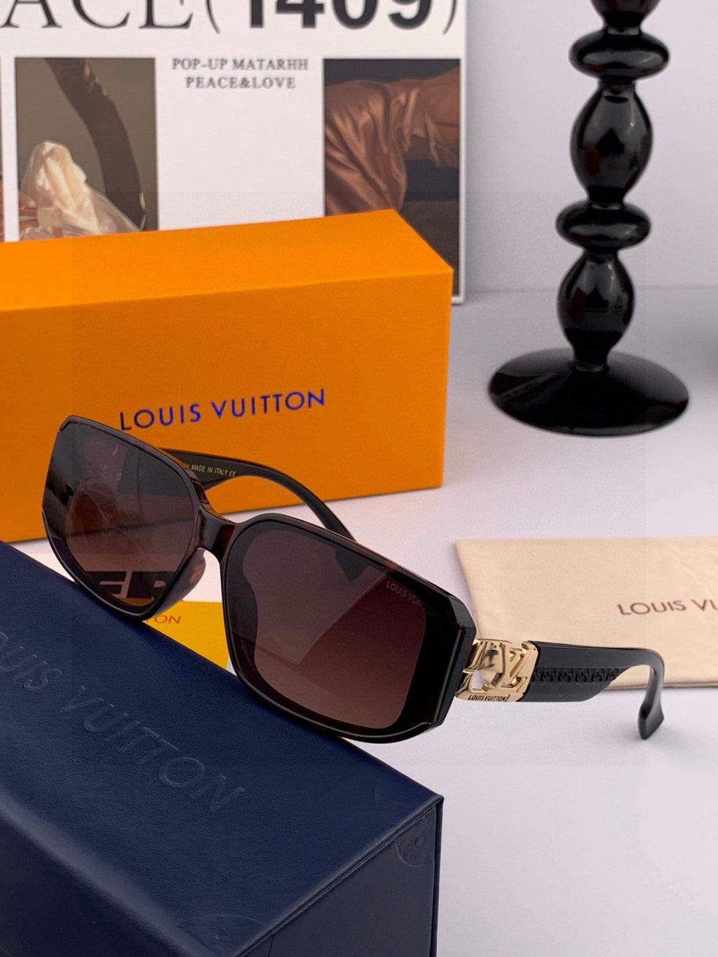 Louis Vuitton L5551 Square Black Lens Sunglasses for Men & Women - 464802 - detail image 4