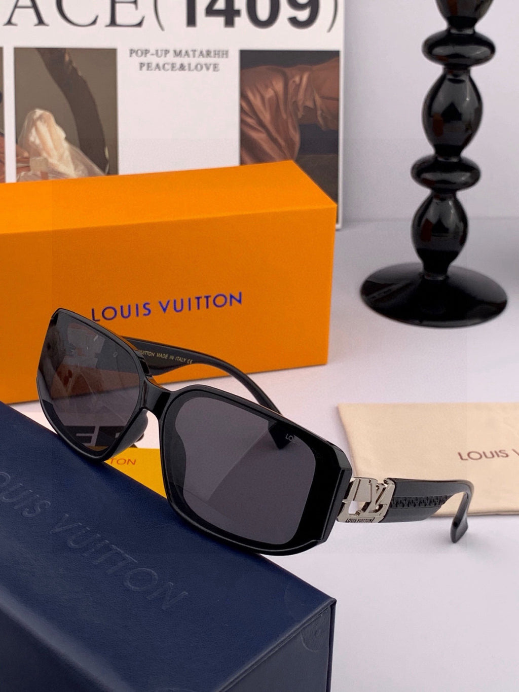 Louis Vuitton L5551 Square Black Lens Sunglasses for Men & Women - 464802 - detail image 5