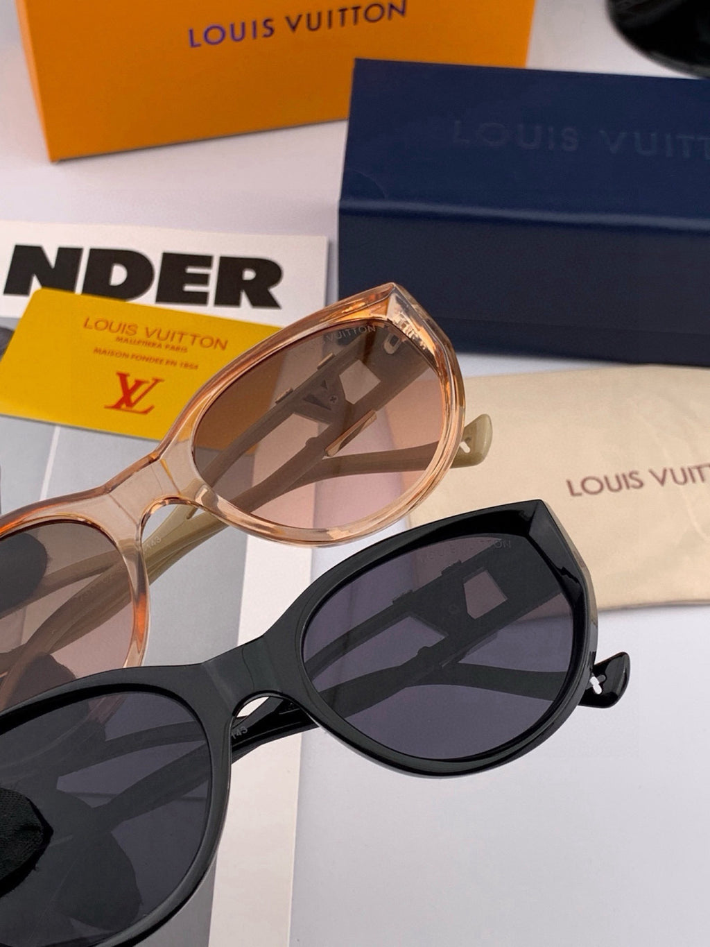 Louis Vuitton L1231 Square Black Lens Sunglasses for Men & Women - 464803 - detail image 5