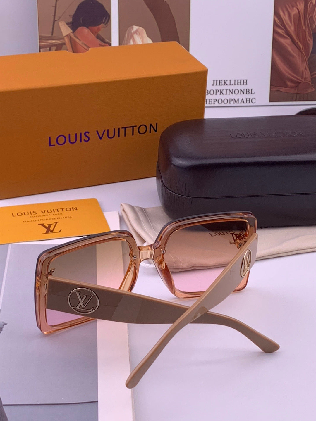 Louis Vuitton L8270 Square Black Lens Sunglasses for Men & Women - 464807 - detail image 4
