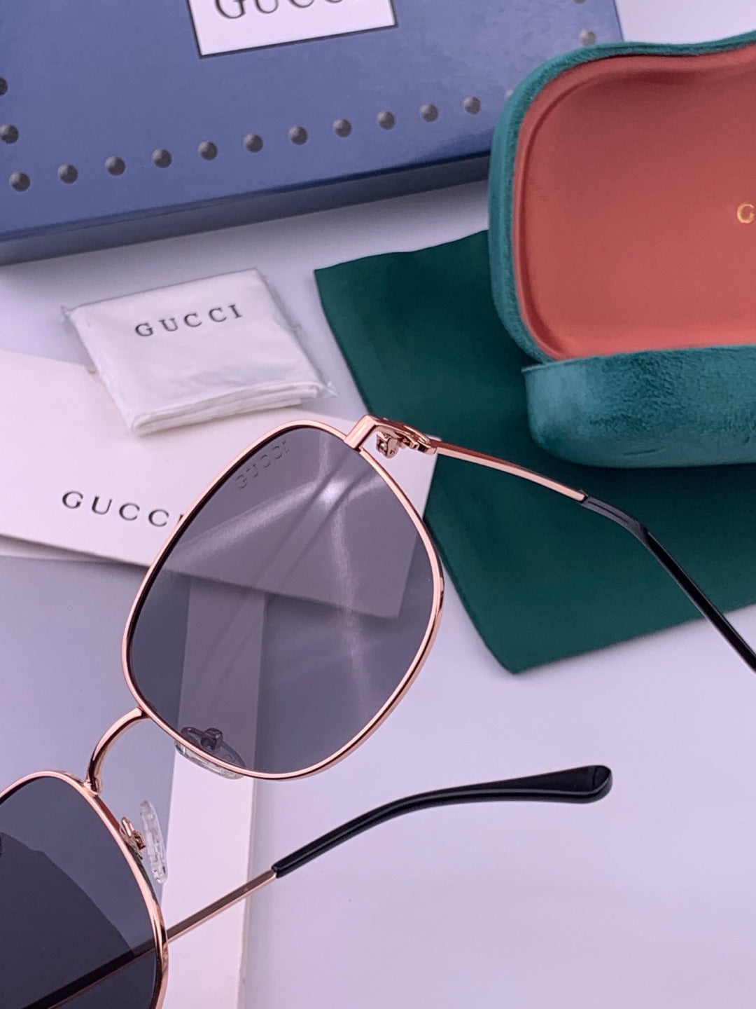 Gucci G35811 Metal Square Black Lens Sunglasses for Men & Women - detail image 3