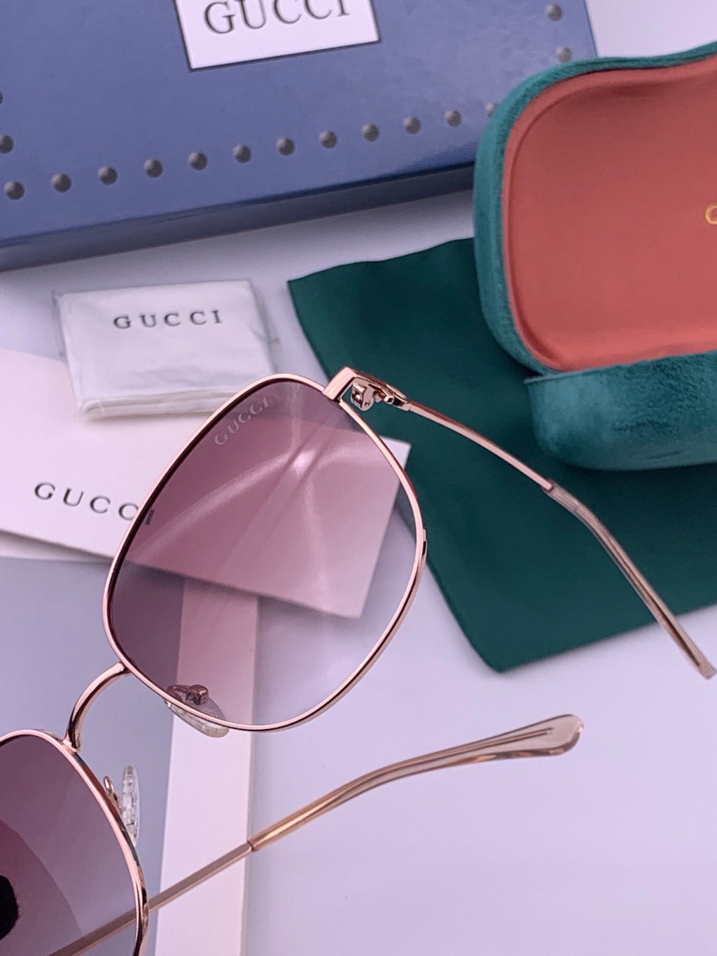 Gucci G35811 Metal Square Gold Lens Sunglasses for Men & Women - detail image 3