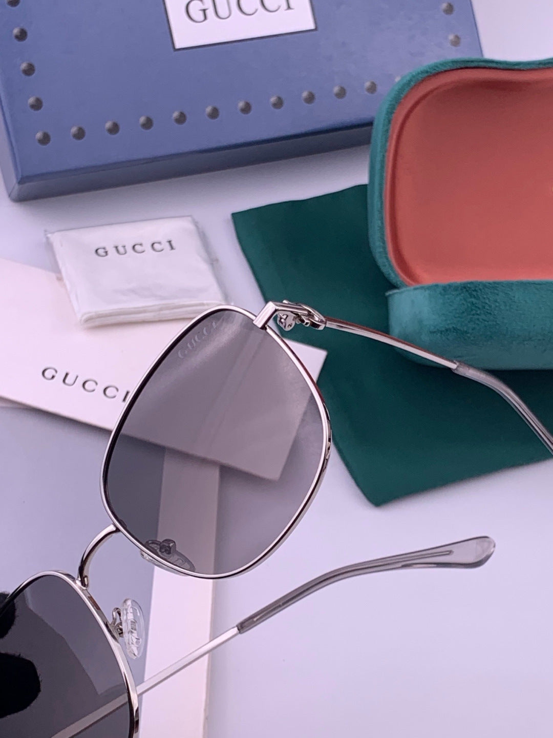 Gucci G35811 Metal Square Red Lens Sunglasses for Men & Women - 465008 - detail image 3