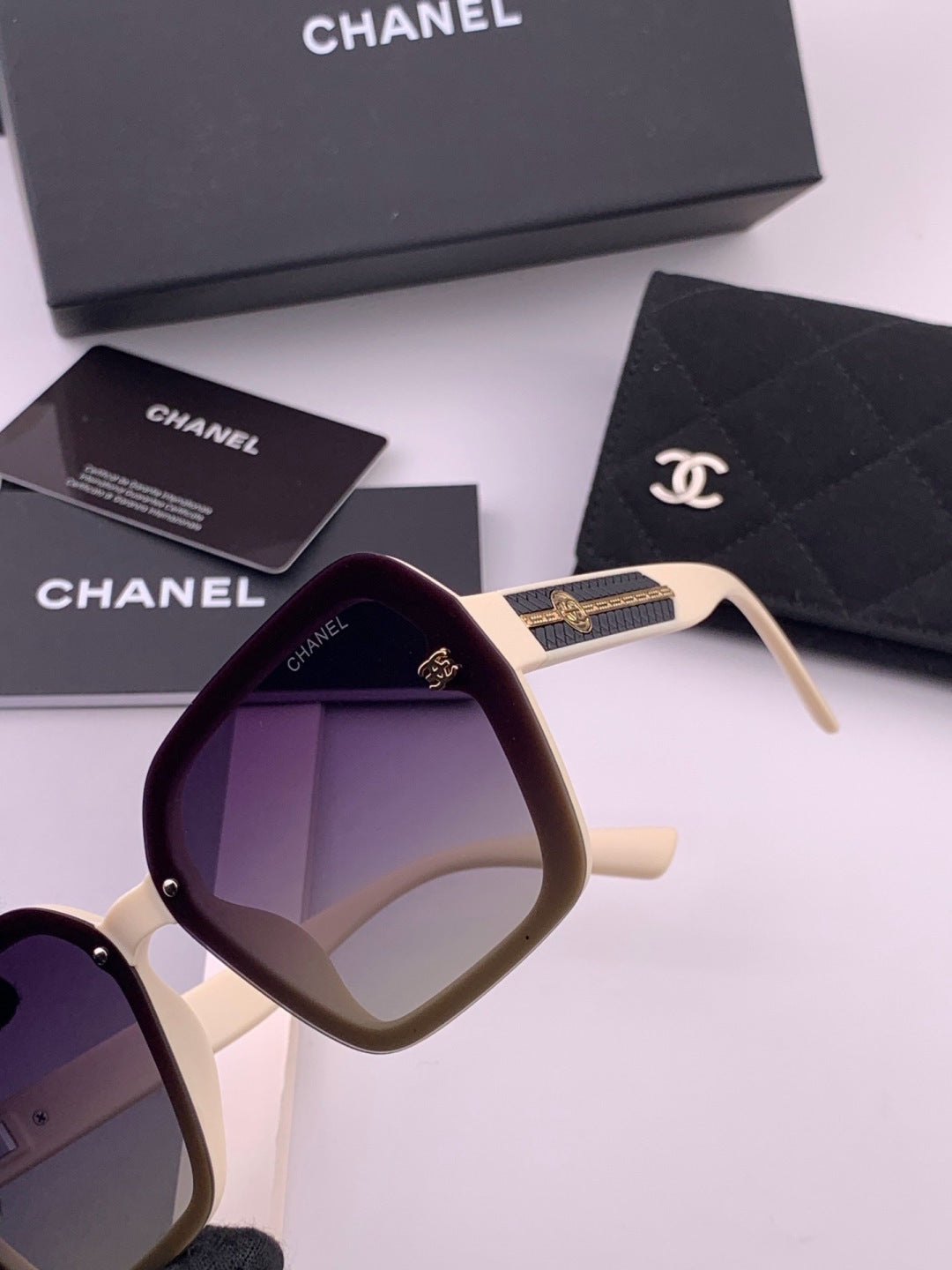Chanel CH8519 Polarized Square Brown Lens Sunglasses for Women - detail image 4