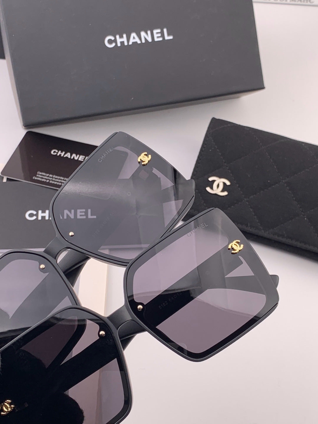 Chanel CH1825 Polarized Square Black Lens Sunglasses for Women - detail image 5