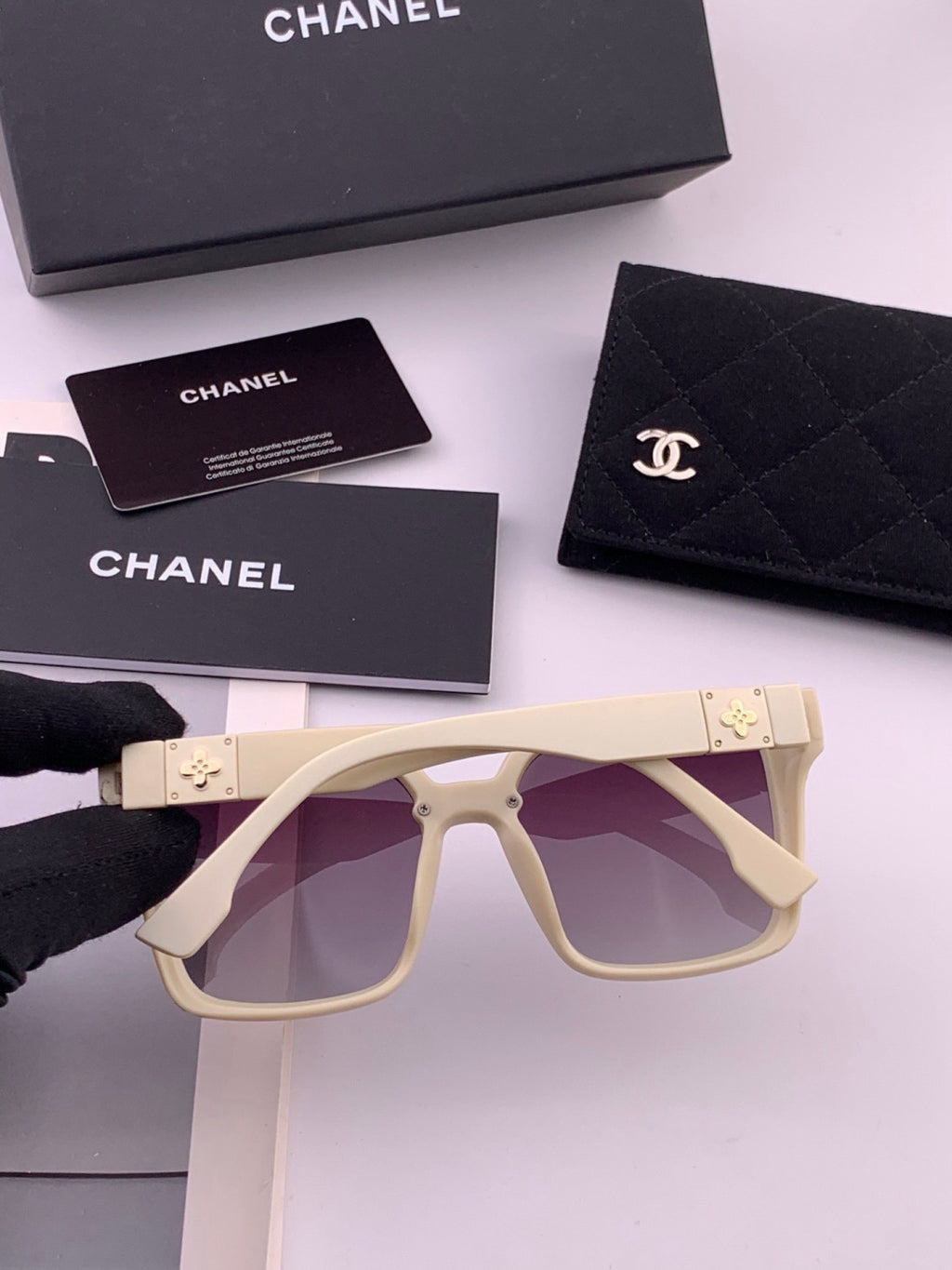 Chanel CH0279 Polarized Square Brown Lens Sunglasses for Women - detail image 5