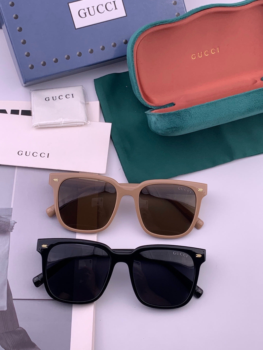 Gucci G02041 Polarized Fashion Brown Lens Sunglasses for Women - detail image 7