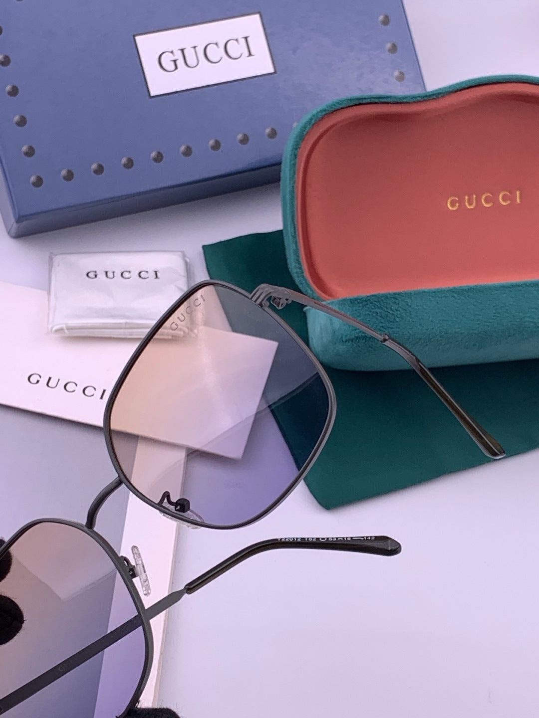 Gucci G22201 Metal Fashion Red Lens Sunglasses for Men & Women - detail image 3