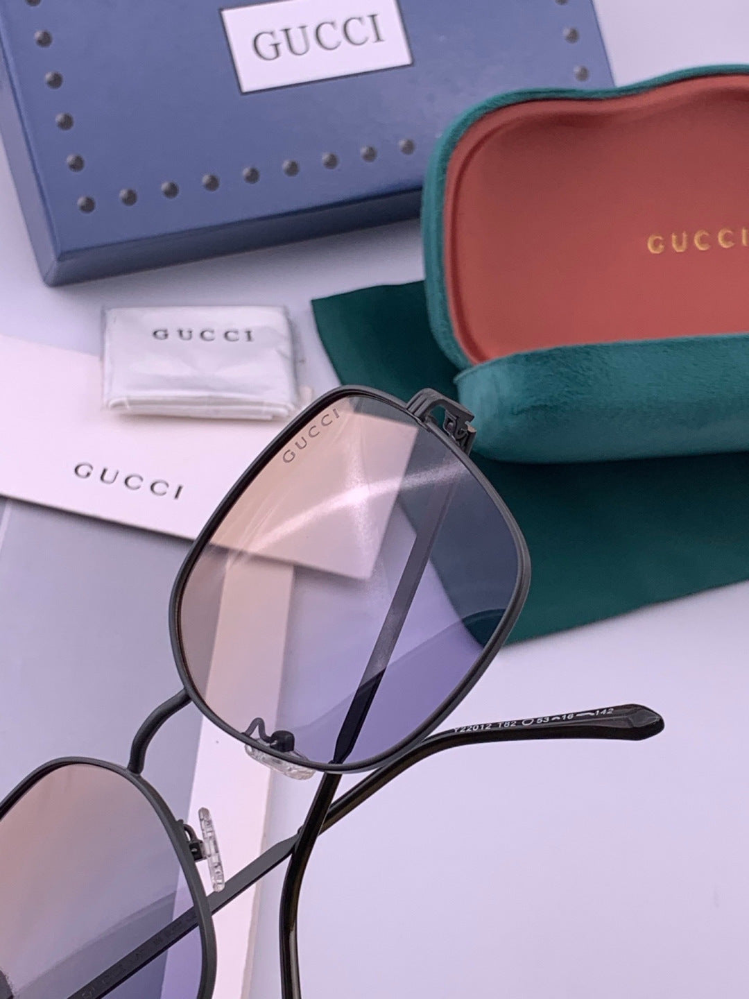 Gucci G22201 Metal Fashion Red Lens Sunglasses for Men & Women - detail image 4