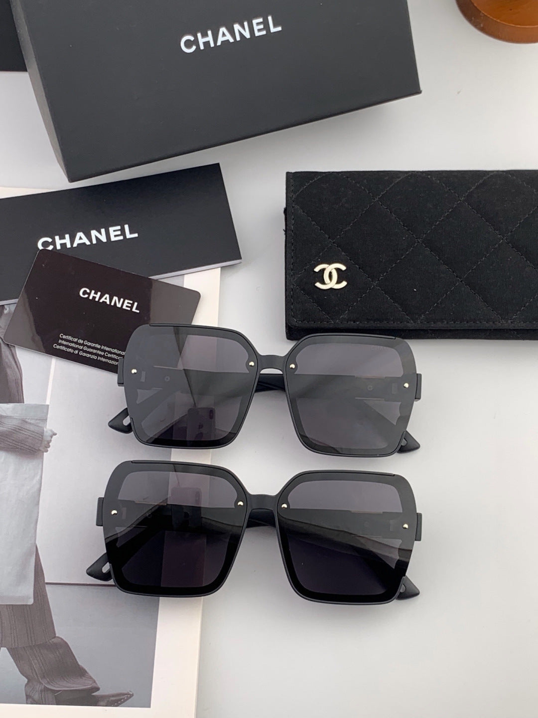 Chanel CH1855 Polarized Square Red Lens Sunglasses for Women - detail image 6