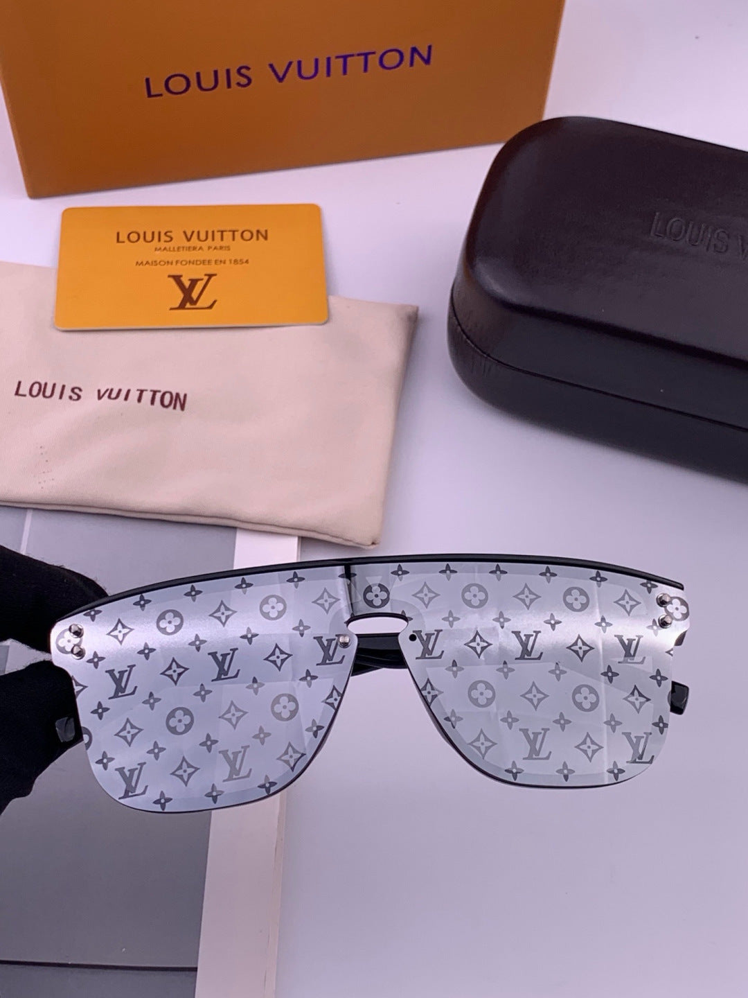 Louis Vuitton L2108 Aviator Silver Lens Sunglasses for Men & Women