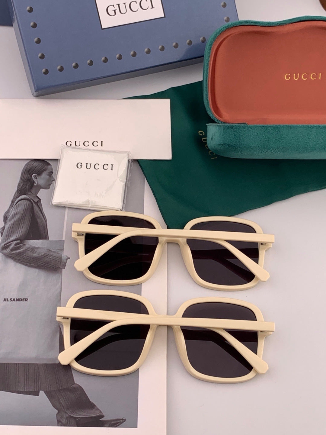 Gucci G5107 Square Red Lens Sunglasses for Men & Women - detail image 6