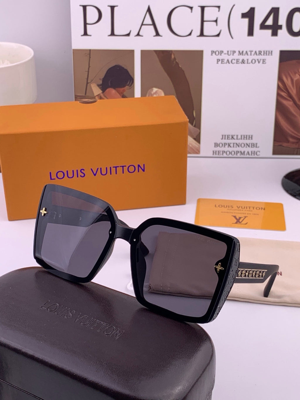 Louis Vuitton Fashion Gold Lens Sunglasses for Men & Women - 464795 - detail image 2