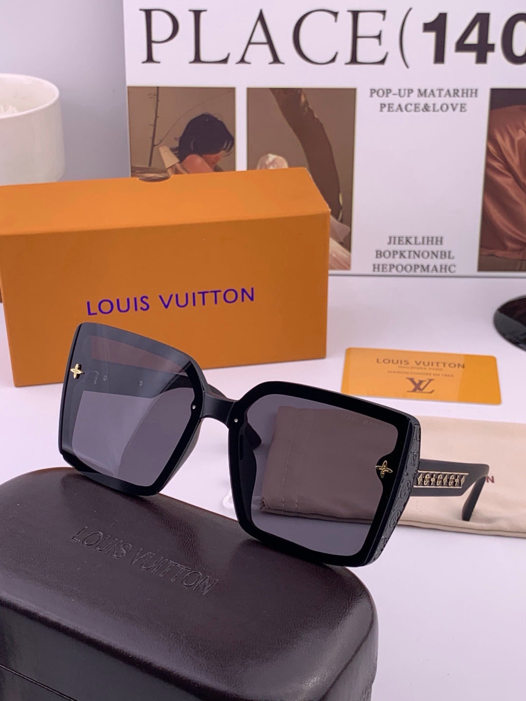 Louis Vuitton Fashion Gold Lens Sunglasses for Men & Women - 464795 - detail image 2