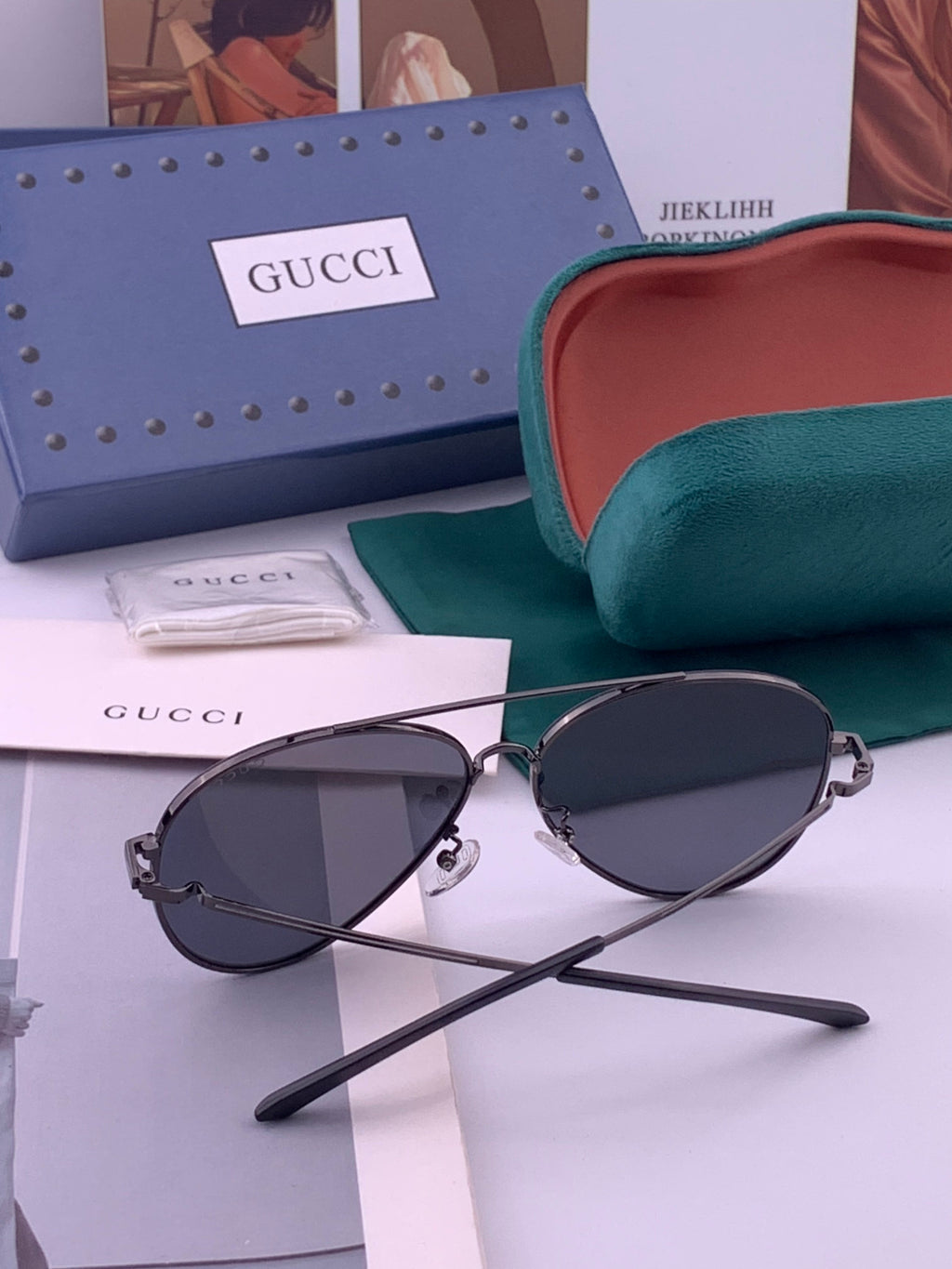 Gucci G052 Polarized Aviator Gold Lens Sunglasses for Men - detail image 5