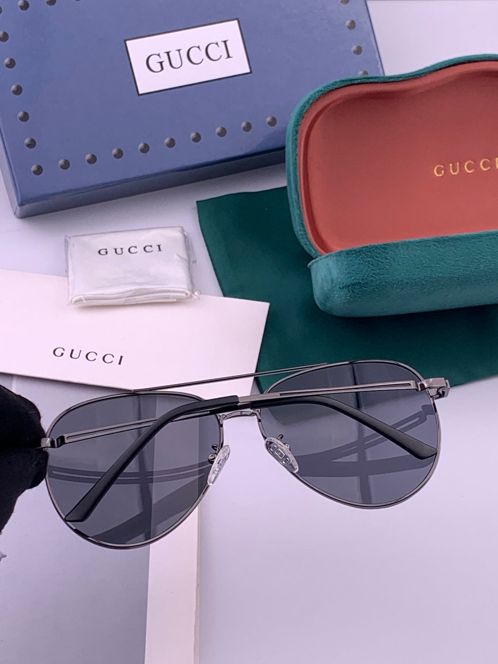Gucci G052 Polarized Aviator Gold Lens Sunglasses for Men - detail image 4