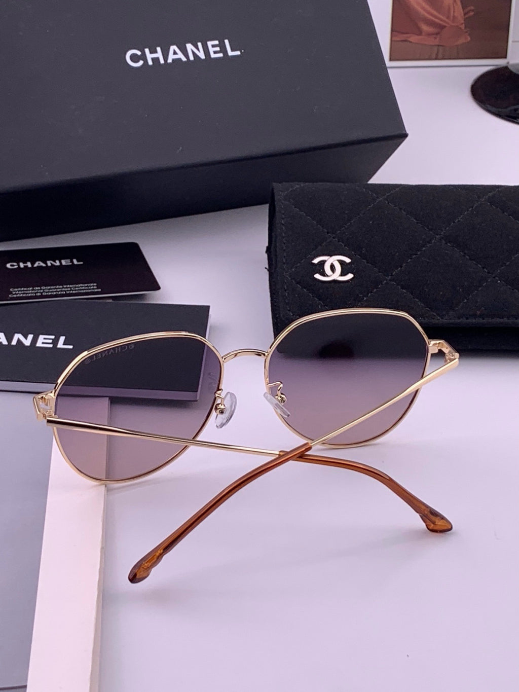 Gucci G2815 Polarized Oversized Purple Lens Sunglasses for Men & Women - detail image 5