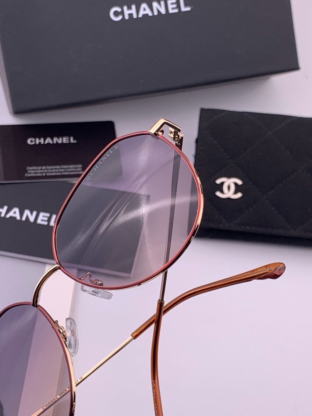 Gucci G2815 Polarized Oversized Purple Lens Sunglasses for Men & Women - detail image 7