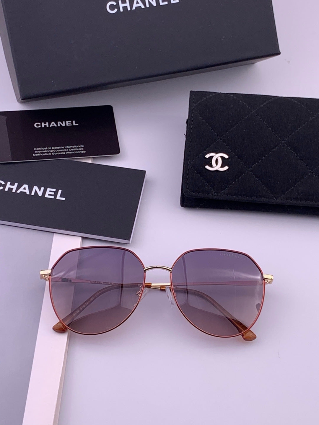 Gucci G2815 Polarized Oversized Purple Lens Sunglasses for Men & Women - detail image 8