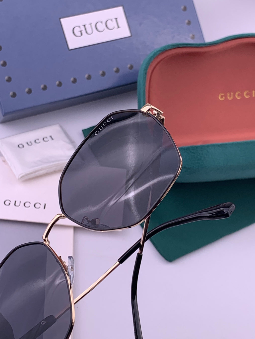 Gucci G9822 Polarized Oversized Brown Lens Sunglasses for Men & Women - 464911 - detail image 6