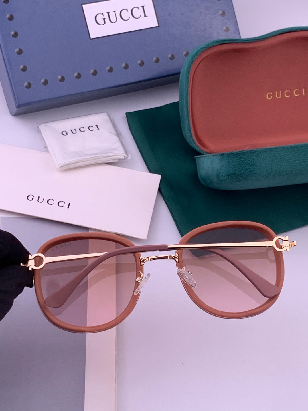 Gucci G9680 Polarized Fashion Gold Lens Sunglasses for Men & Women - 464914 - detail image 4