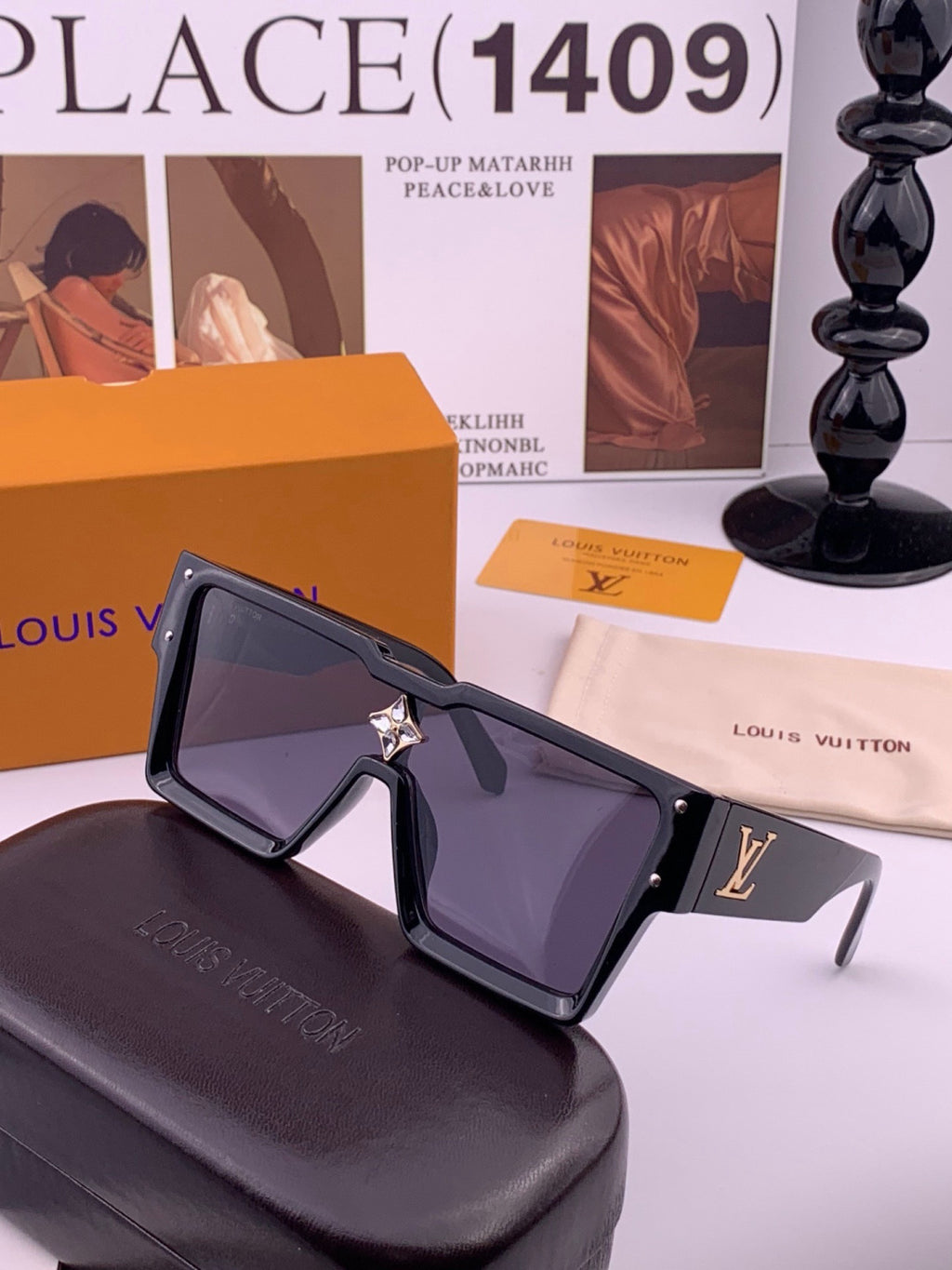 Louis Vuitton L7600 Square Black Lens Sunglasses for Women - 464701 - detail image 2