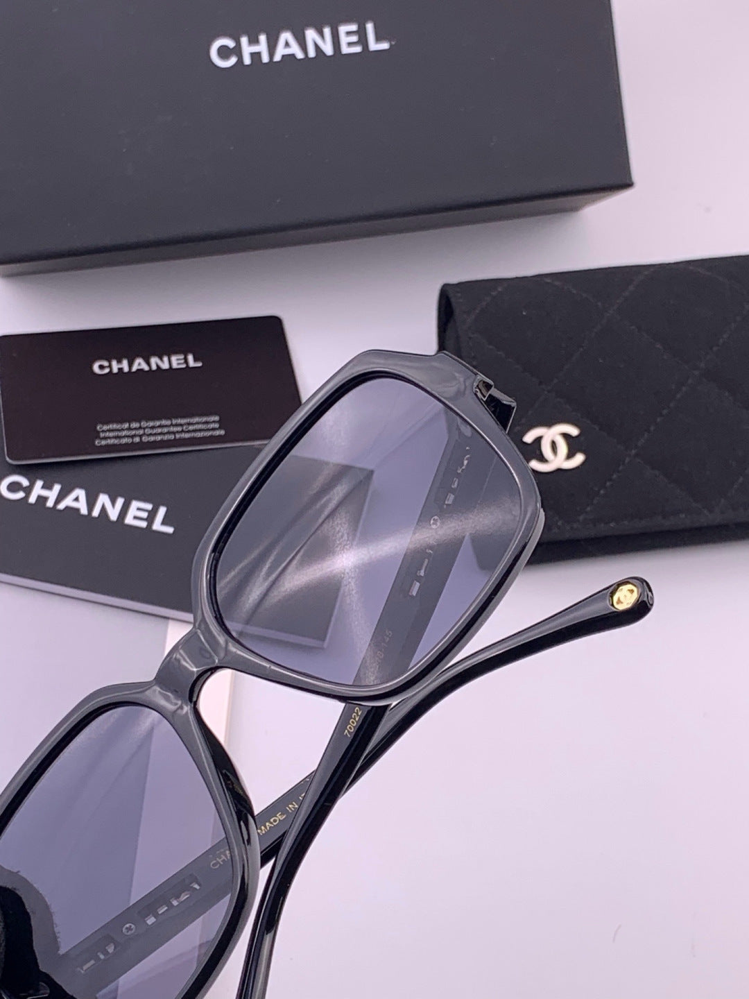 Chanel CH27002 Fashion Black Lens Sunglasses for Men & Women - 465111 - detail image 5