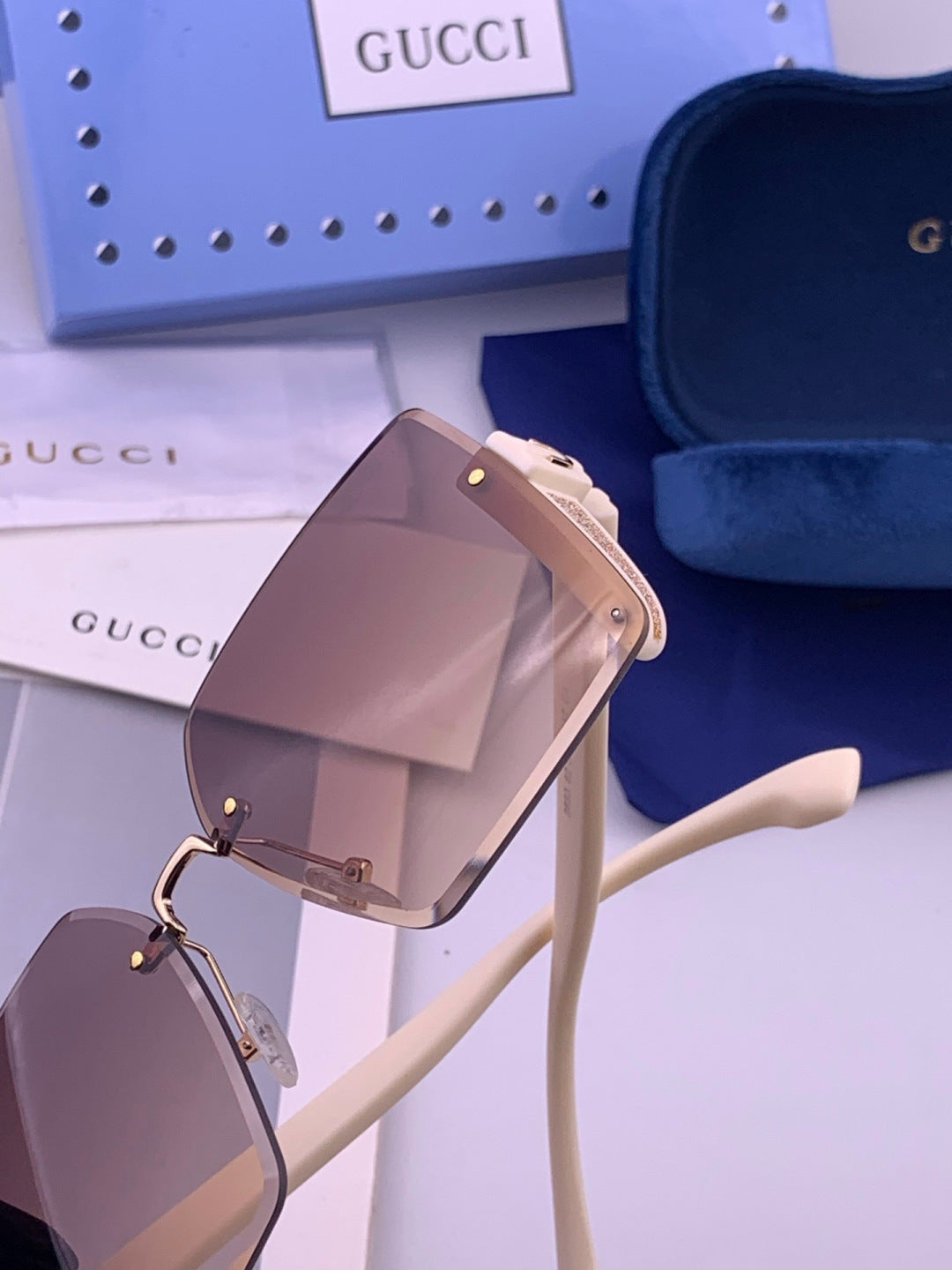 Gucci G3365 Square Brown Lens Sunglasses for Men & Women - detail image 4