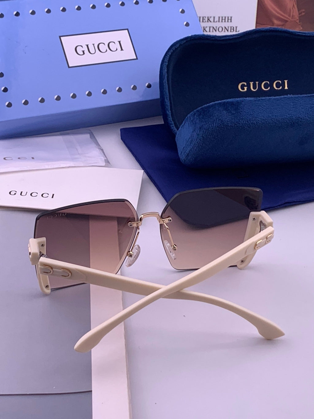 Gucci G3365 Square Brown Lens Sunglasses for Men & Women - detail image 3