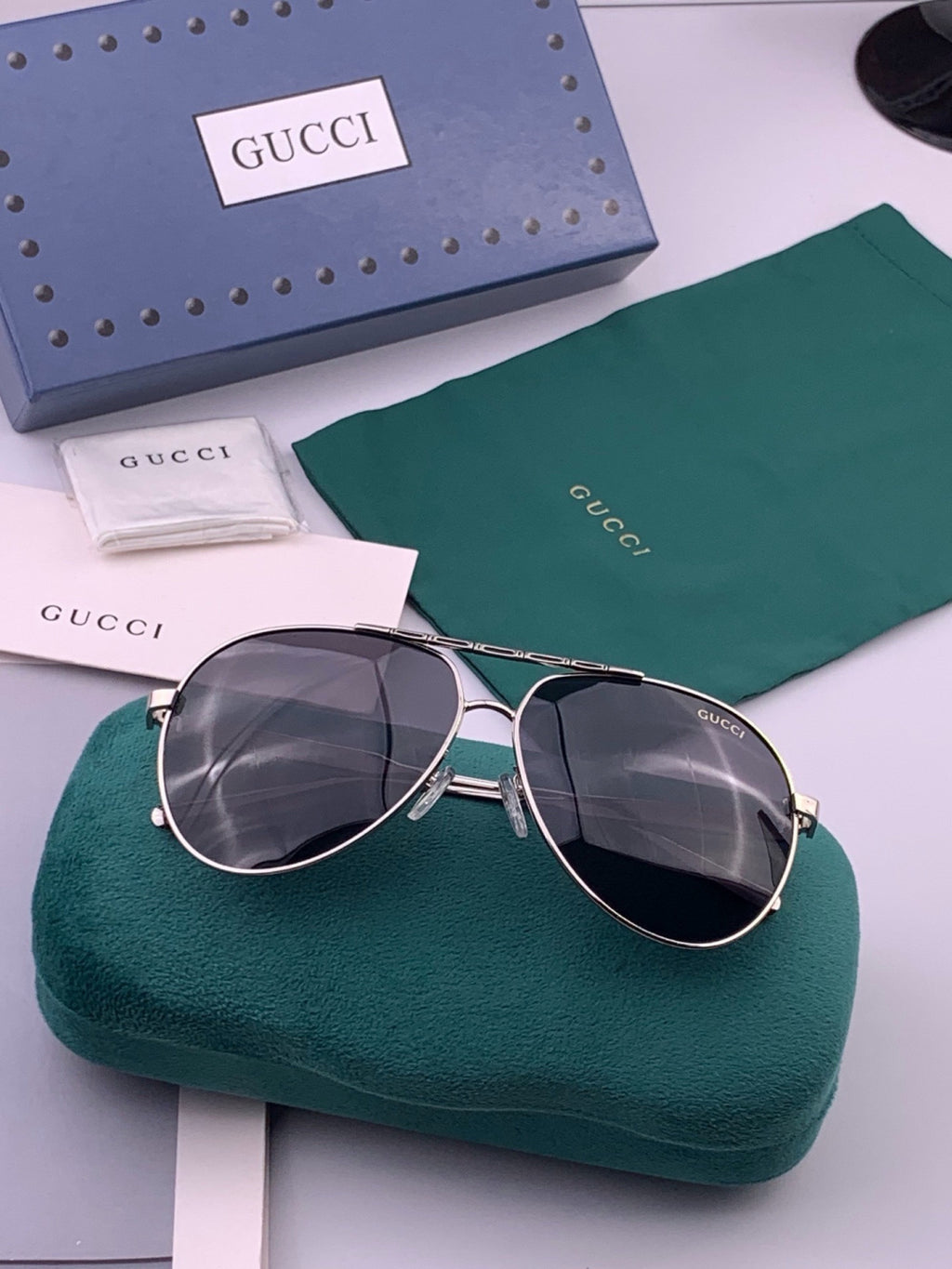 Gucci G3081 Polarized Aviator Black Lens Sunglasses for Men & Women - detail image 8