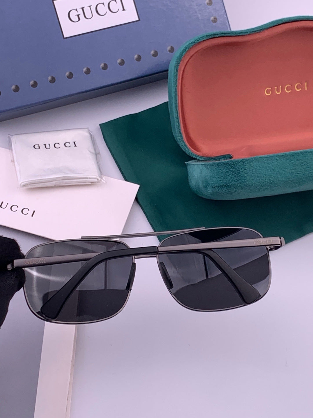Gucci G080666 Polarized Aviator Gold Lens Sunglasses for Men & Women - 464905 - detail image 4