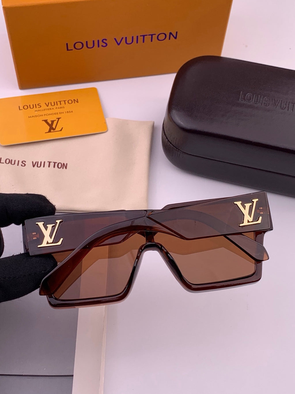 Louis Vuitton L7600 Square Black Lens Sunglasses for Women - 493230 - detail image 6