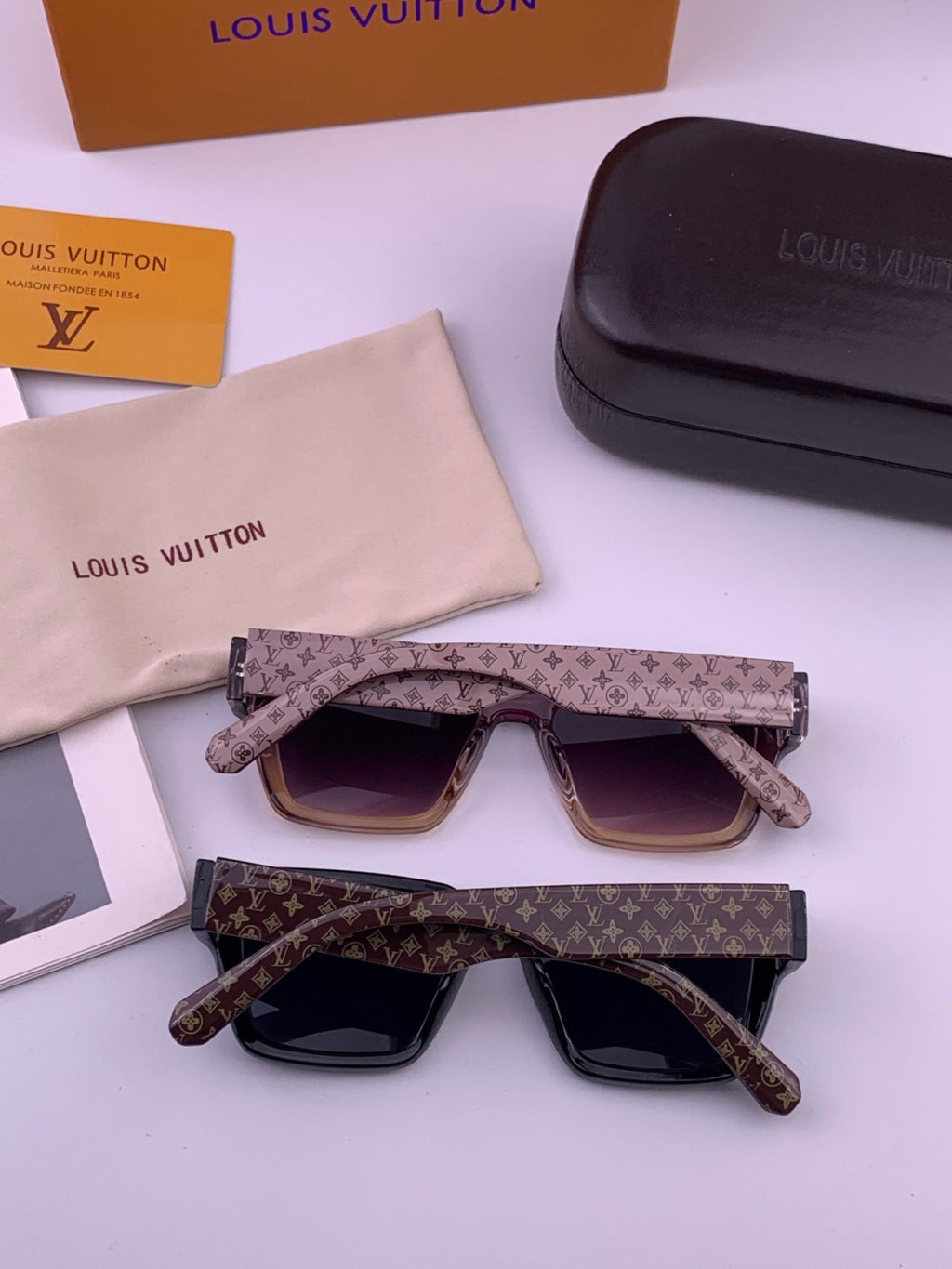 Louis Vuitton Fashion Gold Lens Sunglasses for Men & Women - detail image 6