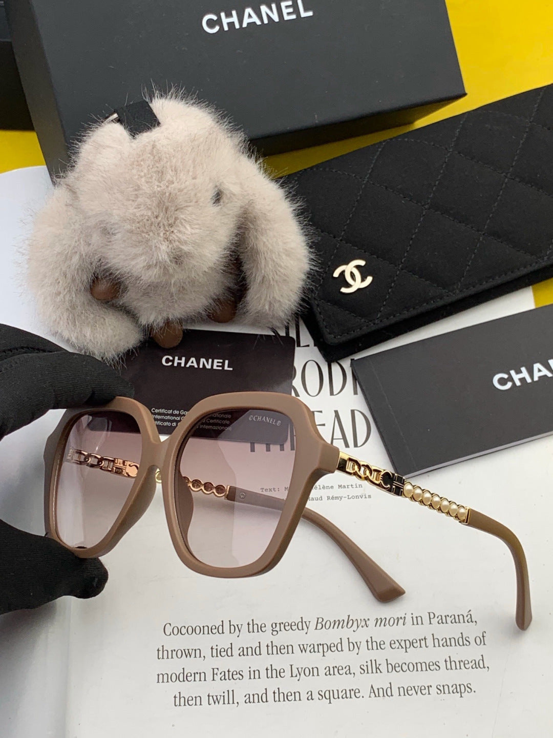 Chanel CH6305 Fashion Brown Lens Sunglasses for Men & Women - detail image 4