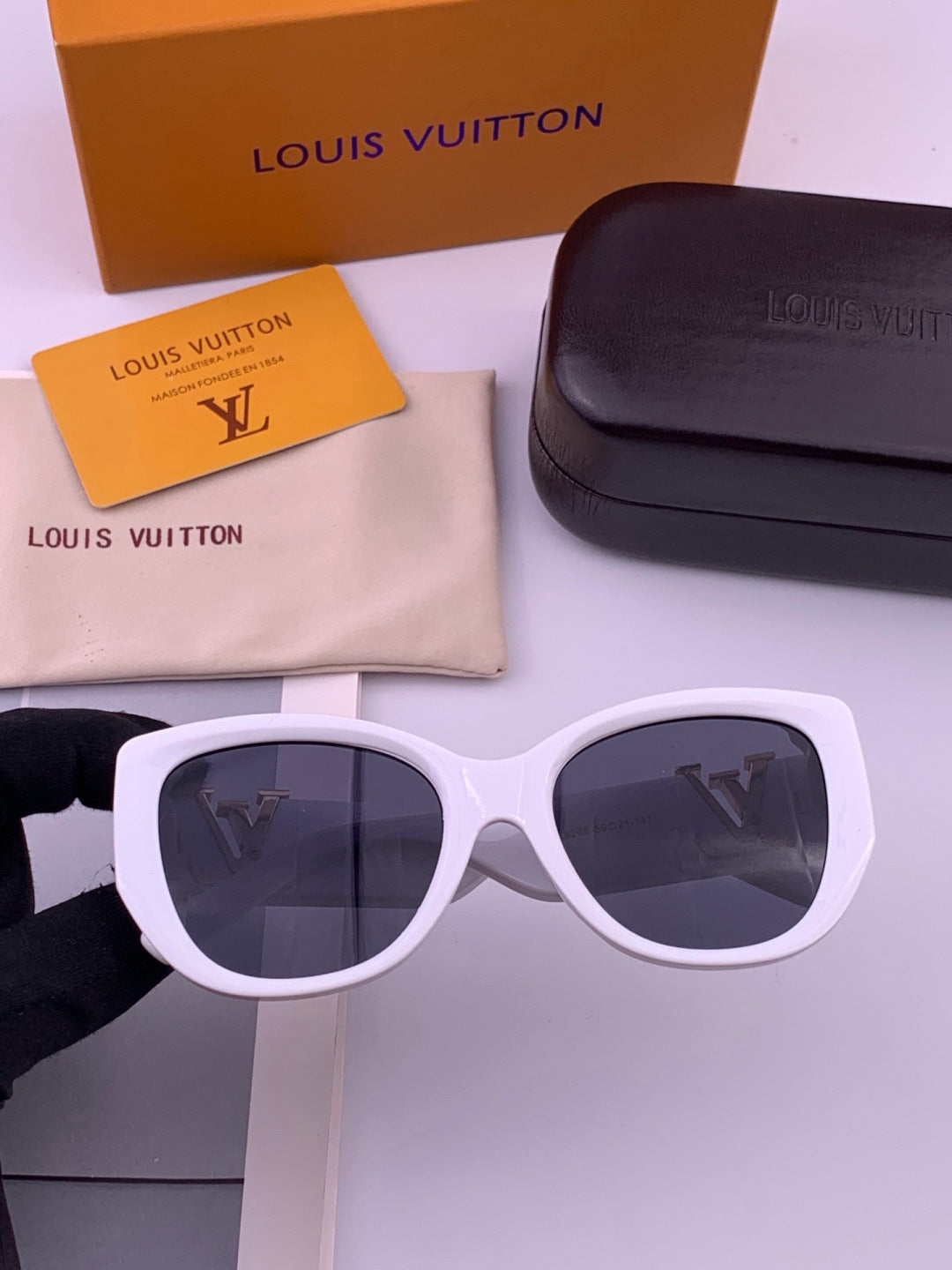 Louis Vuitton L5626 Square Pink Lens Sunglasses for Women