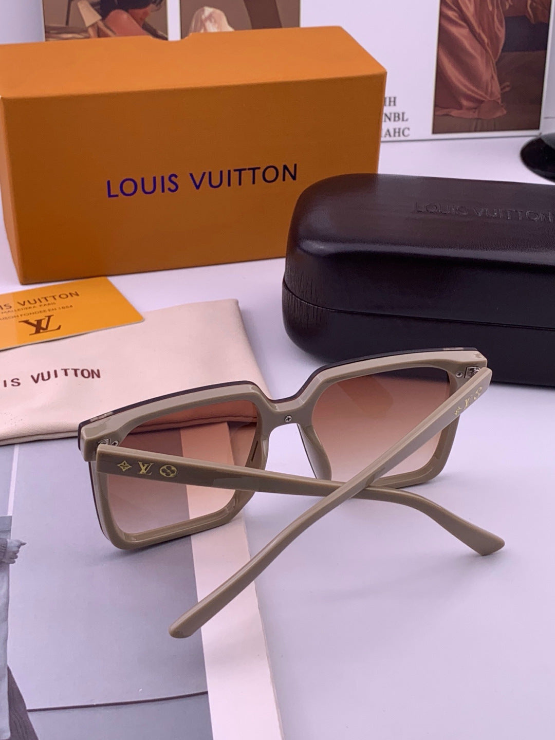 Louis Vuitton L6006 Oversized Red Lens Sunglasses for Men & Women - detail image 7