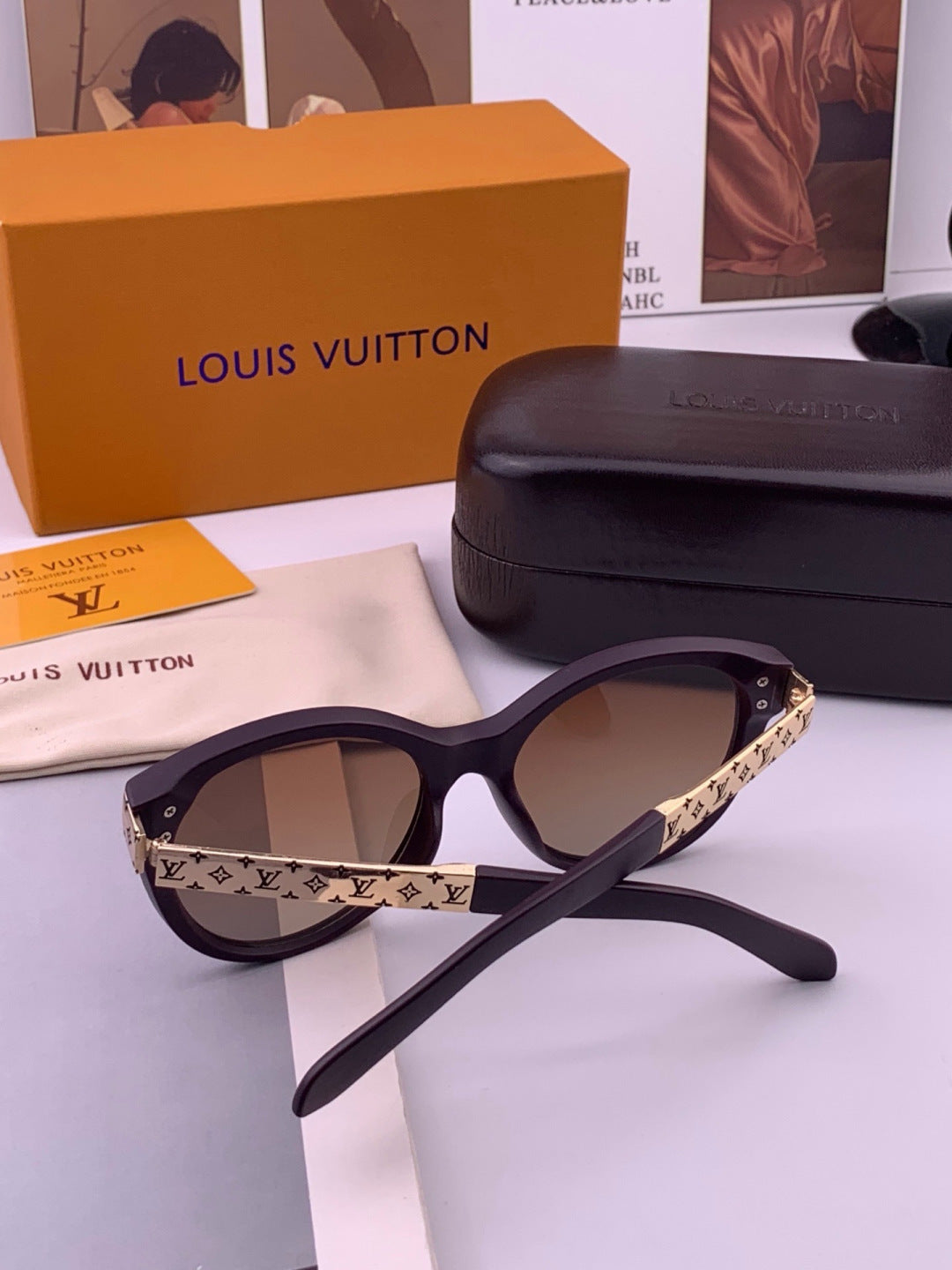 Louis Vuitton L87000 Oversized Black Lens Sunglasses for Men & Women - detail image 7