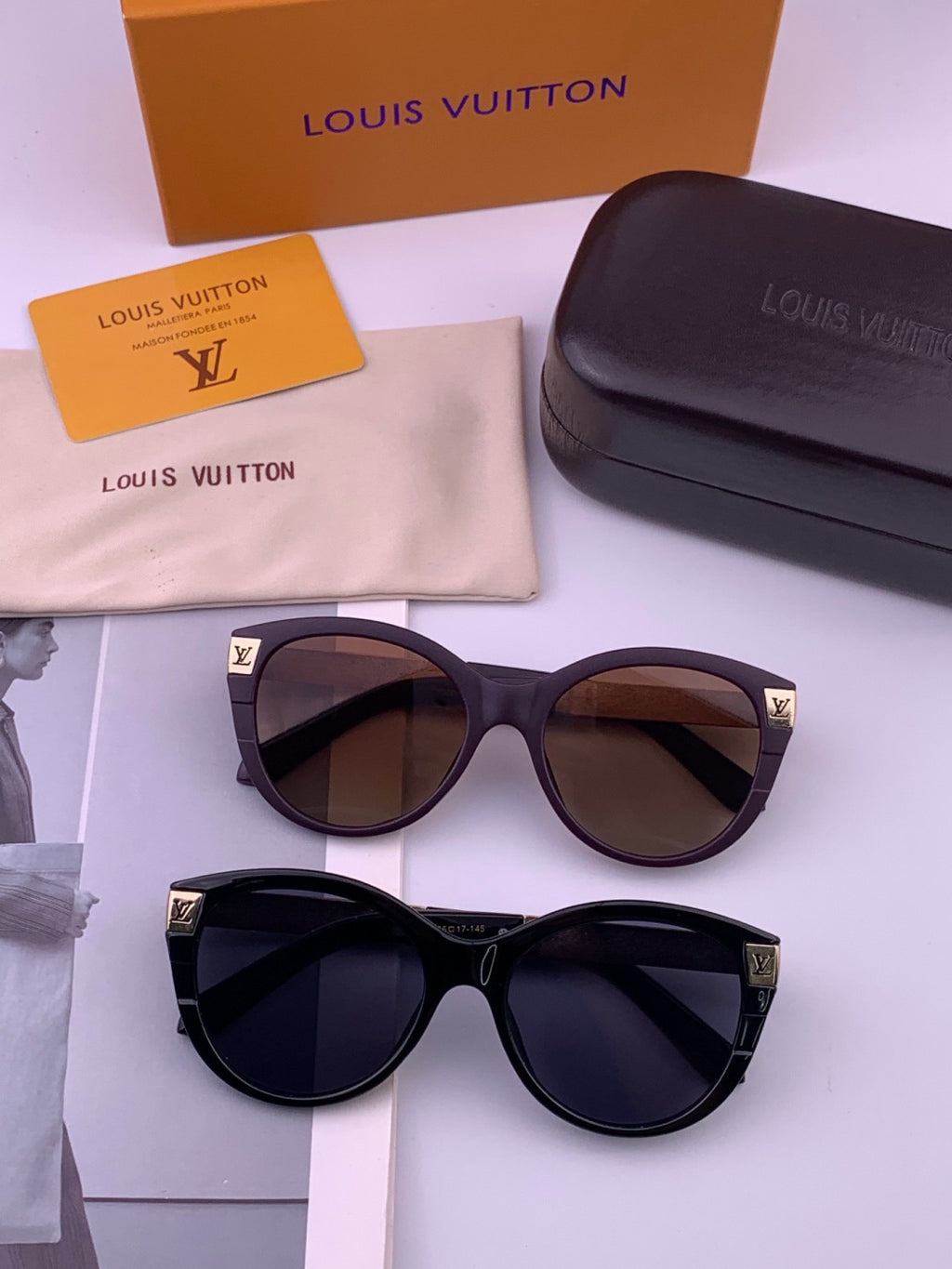 Louis Vuitton L87000 Oversized Black Lens Sunglasses for Men & Women - detail image 8
