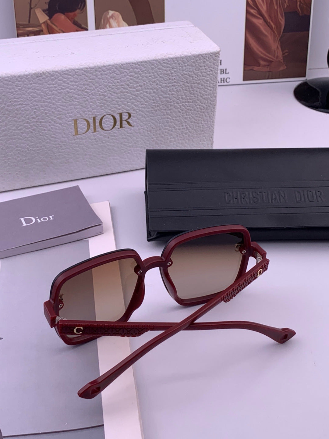 Louis Vuitton L37004 Oversized Purple Lens Sunglasses for Men & Women - 493209 - detail image 6