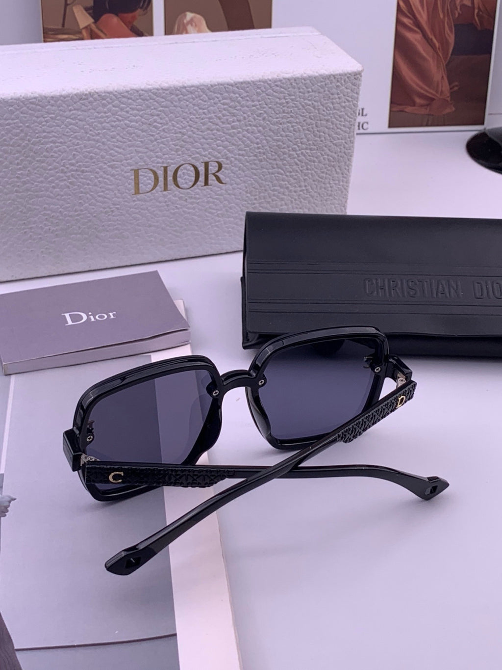 Louis Vuitton L37004 Oversized Blue Lens Sunglasses for Men & Women - detail image 7