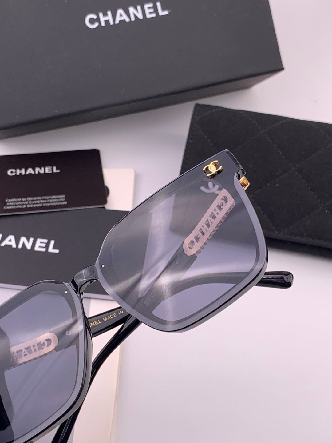 Chanel CH07003 Fashion Black Lens Sunglasses for Men & Women - detail image 5