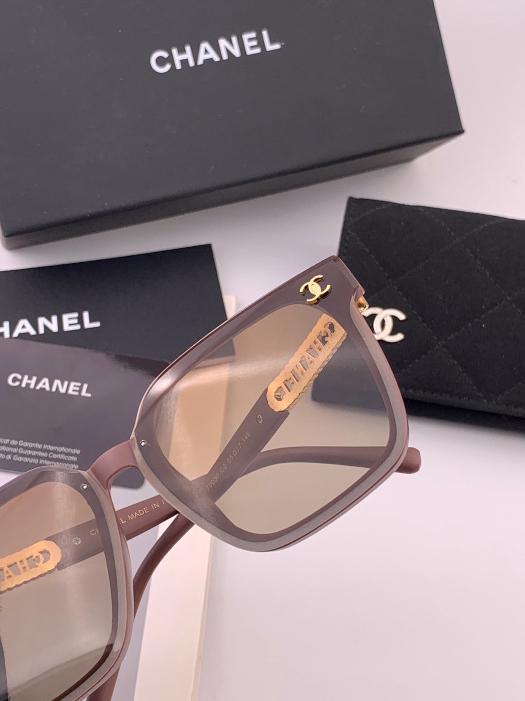 Chanel CH07003 Fashion Red Lens Sunglasses for Men & Women - detail image 5
